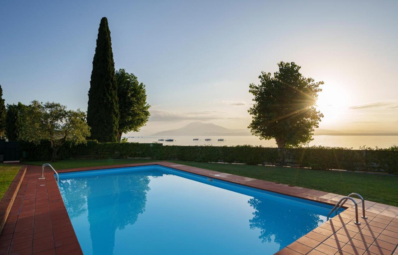Lake Apartment Primea Sirmione Extérieur photo